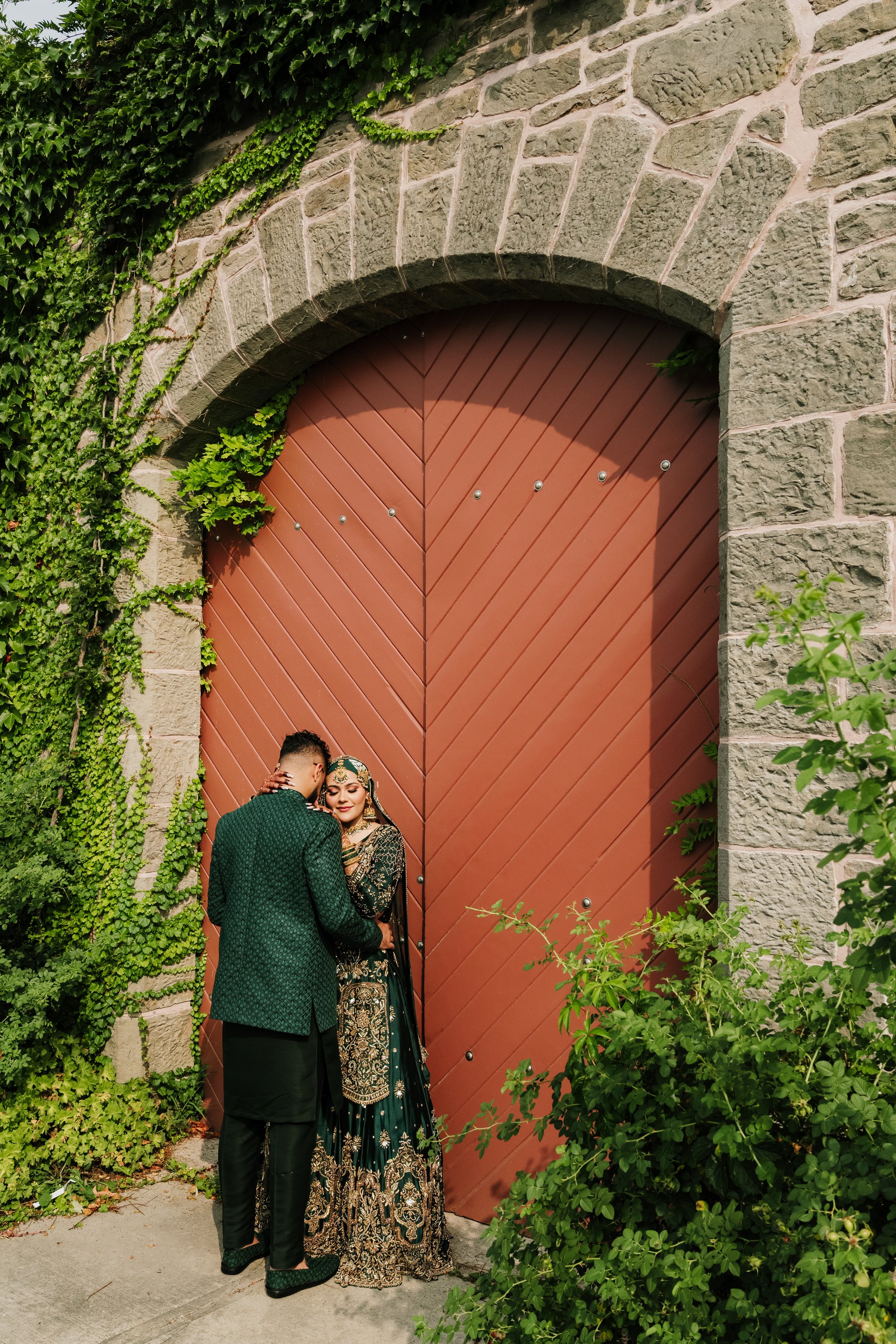 Iqra & Talha - Photo 9