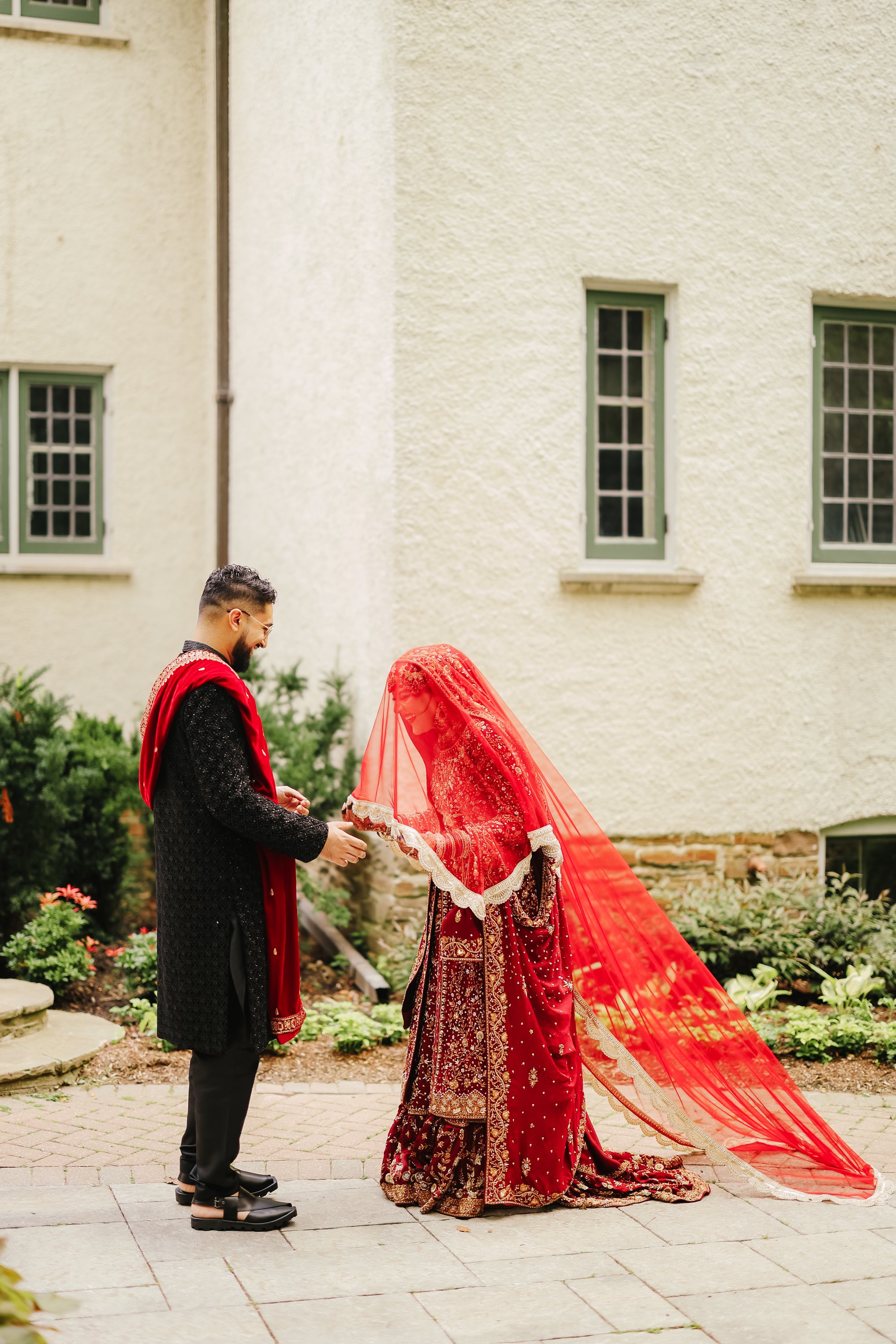 Iqra & Talha - Photo 36
