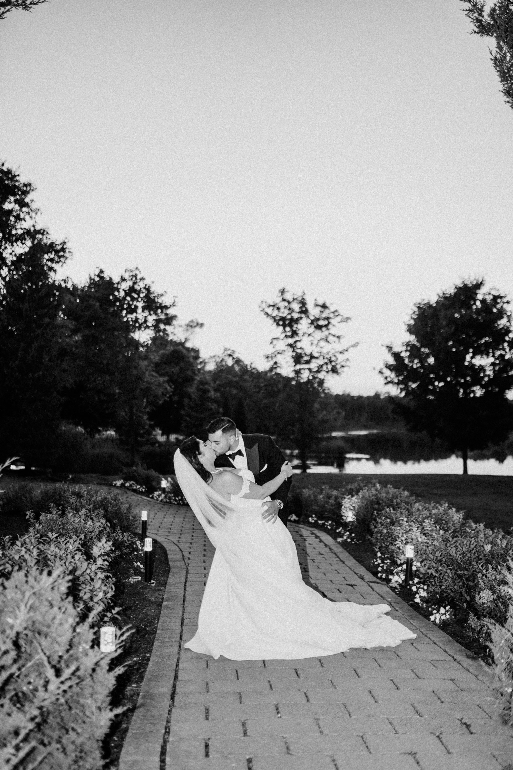 Arianna & Darren - Photo 5