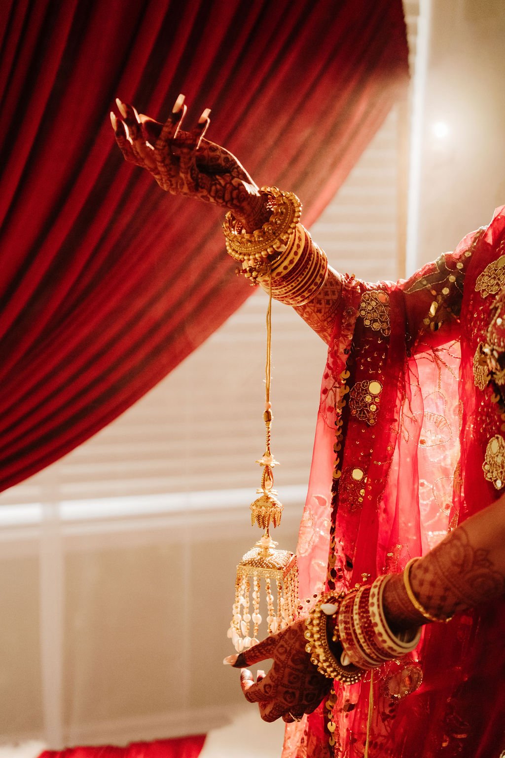 Harnaaz & Adam - Photo 1