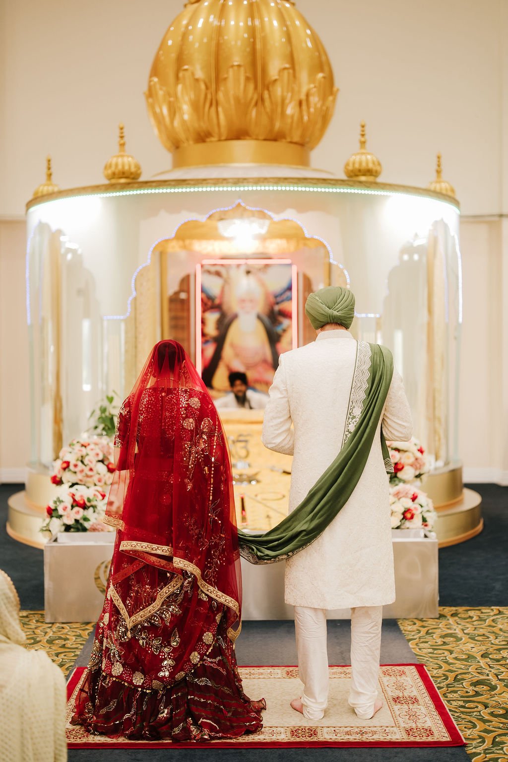 Harnaaz & Adam - Photo 6