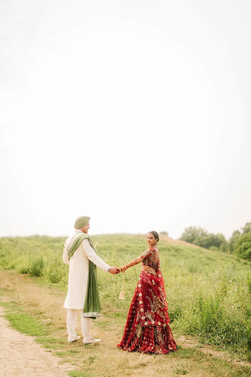 Harnaaz & Adam - Photo 12