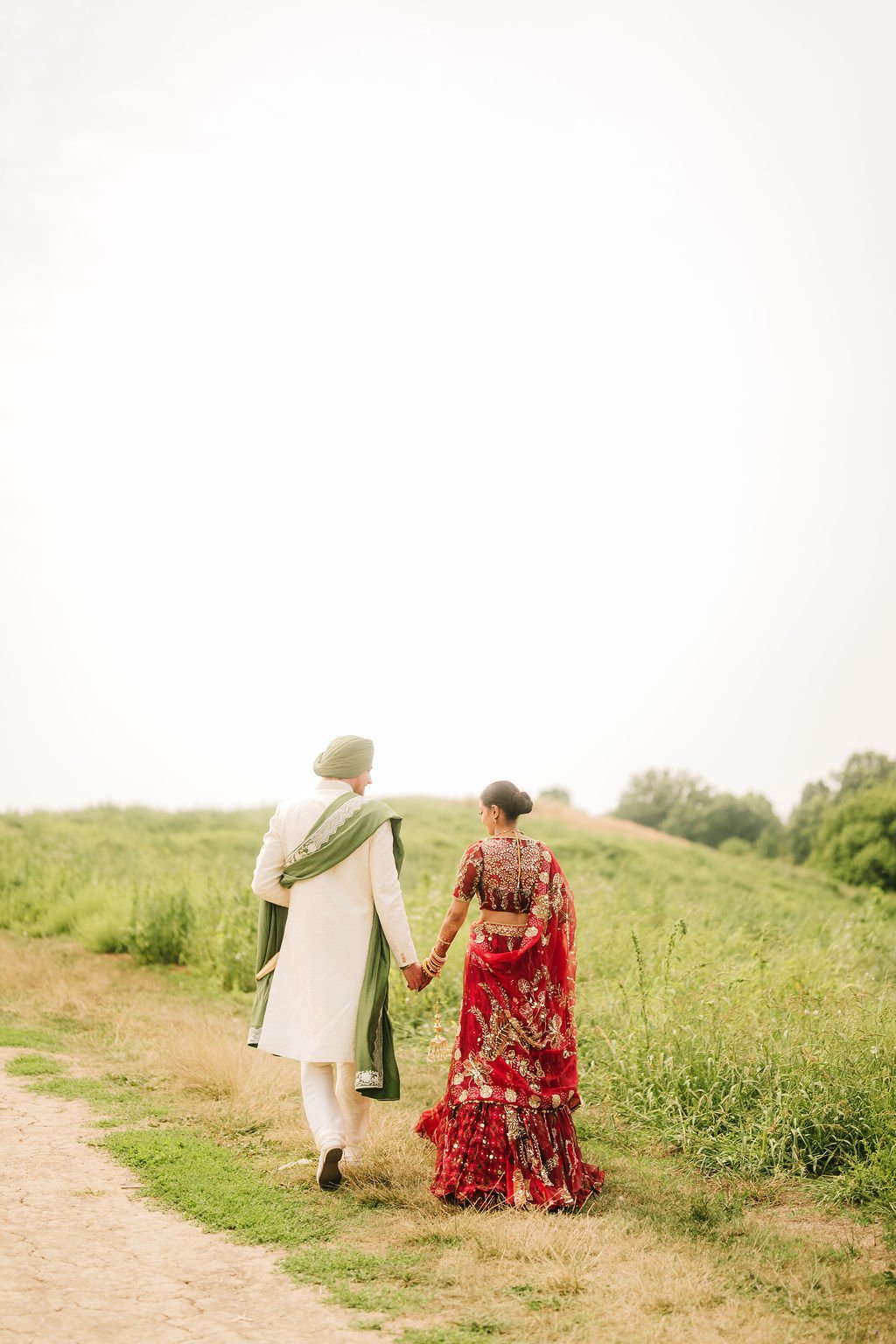 Harnaaz & Adam - Photo 13