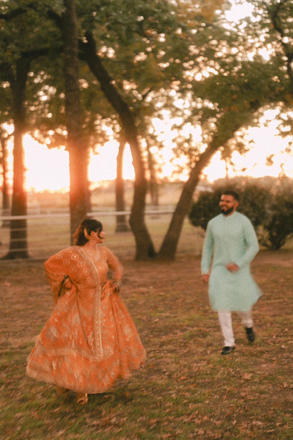 Riya & Ruben - Photo 18